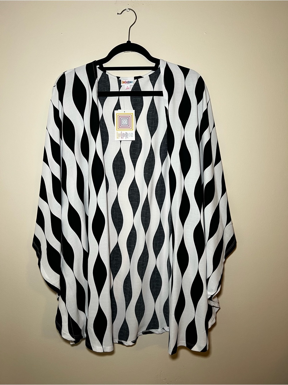LuLaRoe Pearl Black & White Lightweight Overlay Kimono